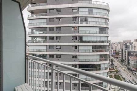 Studio para alugar com 27m², 1 quarto e sem vaga Studio para alugar com 27m², 1 quarto e sem vagaVaranda