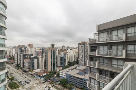 Studio para alugar com 27m², 1 quarto e sem vaga Studio para alugar com 27m², 1 quarto e sem vagaVaranda