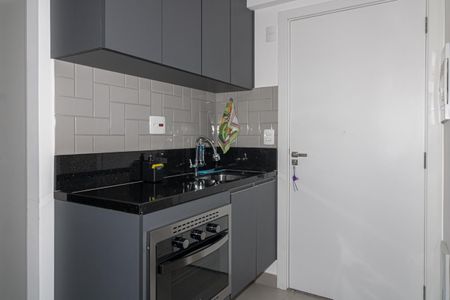 Studio para alugar com 27m², 1 quarto e sem vaga Studio para alugar com 27m², 1 quarto e sem vagaCozinha