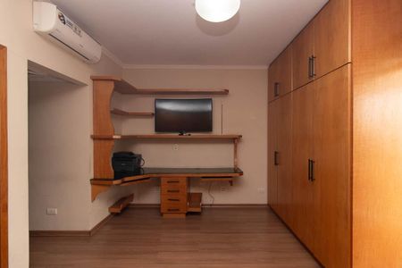Casa para alugar com 800m², 3 quartos e 4 vagas Casa para alugar com 800m², 3 quartos e 4 vagasQuarto Suíte 1