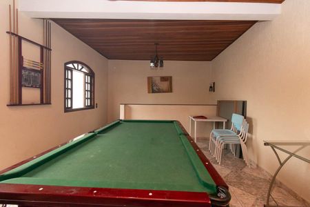 Casa para alugar com 800m², 3 quartos e 4 vagas Casa para alugar com 800m², 3 quartos e 4 vagasSala de Jogos