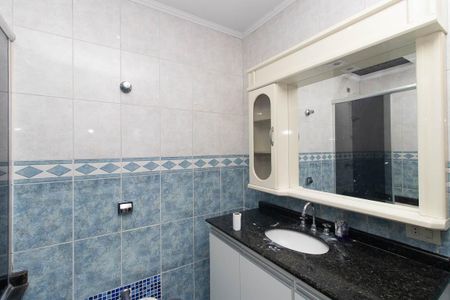 Casa para alugar com 800m², 3 quartos e 4 vagas Casa para alugar com 800m², 3 quartos e 4 vagasBanheiro da Suíte 1