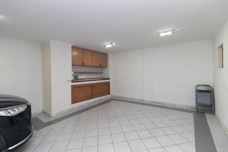 Casa para alugar com 800m², 3 quartos e 4 vagas Casa para alugar com 800m², 3 quartos e 4 vagasGaragem