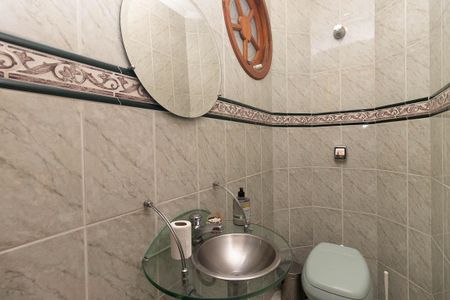 Casa para alugar com 800m², 3 quartos e 4 vagas Casa para alugar com 800m², 3 quartos e 4 vagasLavabo