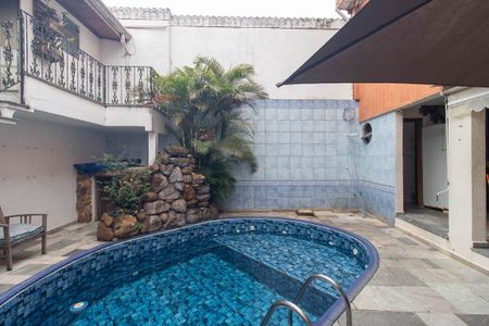 Casa para alugar com 800m², 3 quartos e 4 vagas Casa para alugar com 800m², 3 quartos e 4 vagasPiscina