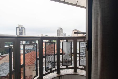 Casa para alugar com 800m², 3 quartos e 4 vagas Casa para alugar com 800m², 3 quartos e 4 vagasSacada da suíte 1