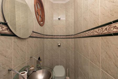Casa para alugar com 800m², 3 quartos e 4 vagas Casa para alugar com 800m², 3 quartos e 4 vagasLavabo