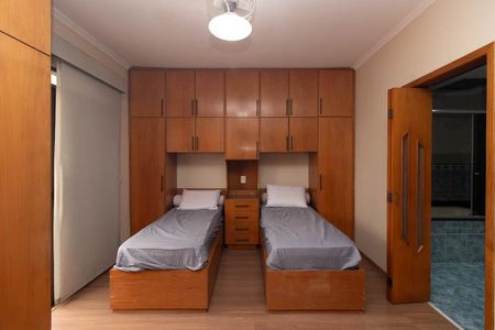 Casa para alugar com 800m², 3 quartos e 4 vagas Casa para alugar com 800m², 3 quartos e 4 vagasQuarto Suíte 1
