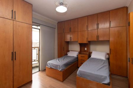 Casa para alugar com 800m², 3 quartos e 4 vagas Casa para alugar com 800m², 3 quartos e 4 vagasQuarto Suíte 1