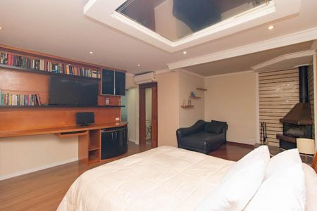 Casa para alugar com 800m², 3 quartos e 4 vagas Casa para alugar com 800m², 3 quartos e 4 vagasQuarto Suíte 3