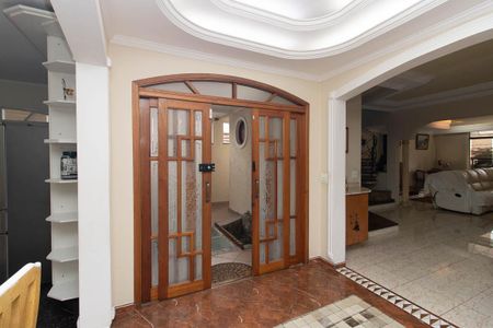 Casa para alugar com 800m², 3 quartos e 4 vagas Casa para alugar com 800m², 3 quartos e 4 vagasHall de entrada