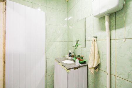 Casa à venda com 185m², 4 quartos e 1 vaga Casa à venda com 185m², 4 quartos e 1 vagaBanheiro