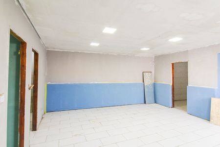 Sala de casa à venda com 4 quartos, 185m² em Harmonia, Canoas