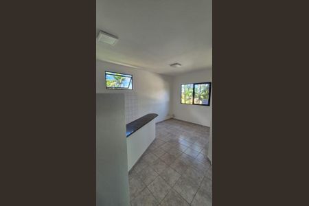 Sala de apartamento para alugar com 1 quarto, 45m² em Itapuã, Salvador