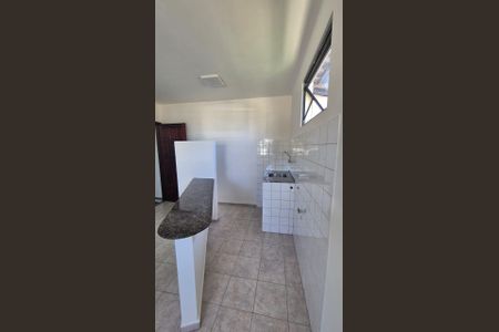 Sala/Cozinha de apartamento para alugar com 1 quarto, 45m² em Itapuã, Salvador