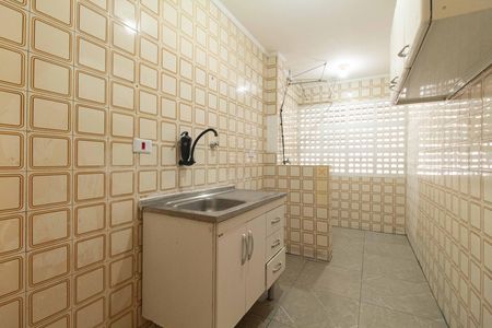 Cozinha de kitnet/studio para alugar com 0 quarto, 68m² em Liberdade, São Paulo