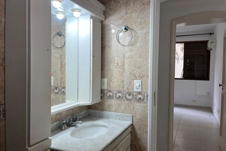 Apartamento para alugar com 189m², 3 quartos e 2 vagasBanheiro Social