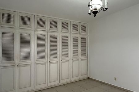 Apartamento para alugar com 189m², 3 quartos e 2 vagasSuíte