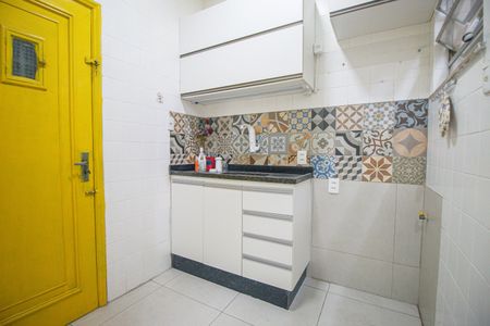 Apartamento à venda com 85m², 3 quartos e sem vaga Apartamento à venda com 85m², 3 quartos e sem vagaCozinha
