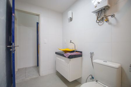 Apartamento à venda com 85m², 3 quartos e sem vaga Apartamento à venda com 85m², 3 quartos e sem vagaBanheiro