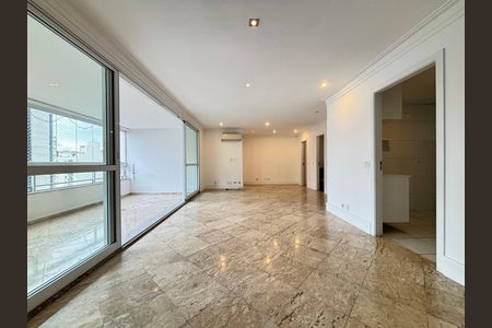 Apartamento para alugar com 146m², 3 quartos e 2 vagas Apartamento para alugar com 146m², 3 quartos e 2 vagasSala
