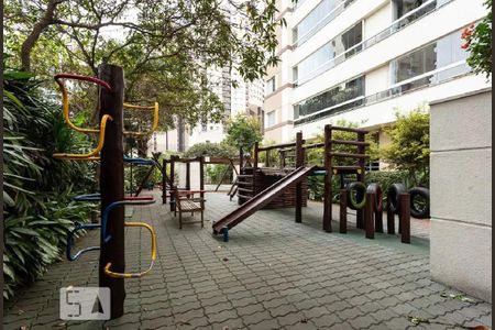 Apartamento para alugar com 146m², 3 quartos e 2 vagas