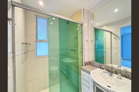 Apartamento para alugar com 146m², 3 quartos e 2 vagas Apartamento para alugar com 146m², 3 quartos e 2 vagasBanheiro da Suíte 1