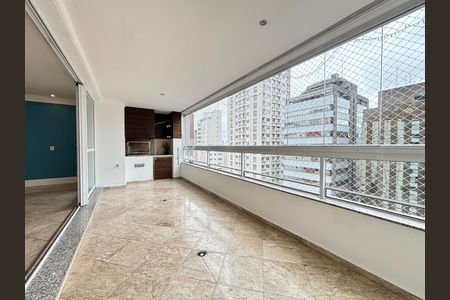 Apartamento para alugar com 146m², 3 quartos e 2 vagas Apartamento para alugar com 146m², 3 quartos e 2 vagasVaranda