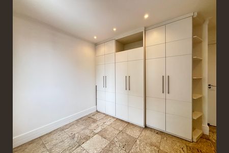 Apartamento para alugar com 146m², 3 quartos e 2 vagas Apartamento para alugar com 146m², 3 quartos e 2 vagasSuíte 2