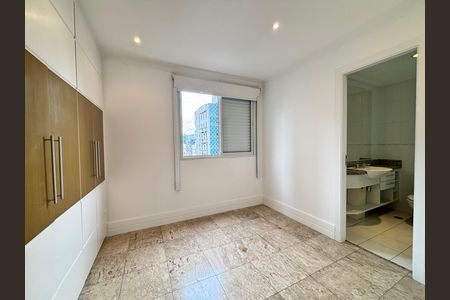Apartamento para alugar com 146m², 3 quartos e 2 vagas Apartamento para alugar com 146m², 3 quartos e 2 vagasSuíte 3
