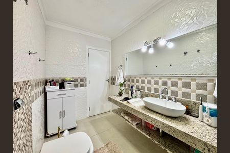 Apartamento à venda com 152m², 3 quartos e 1 vagaSuíte Banheiro 