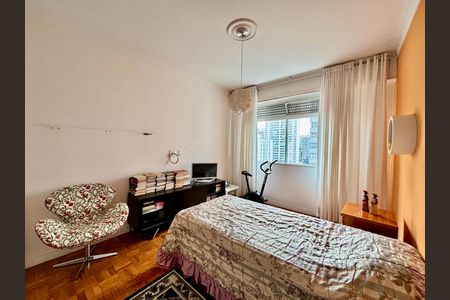 Apartamento à venda com 152m², 3 quartos e 1 vagaQuarto 2 