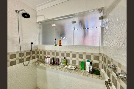 Apartamento à venda com 152m², 3 quartos e 1 vagaSuíte Banheiro 