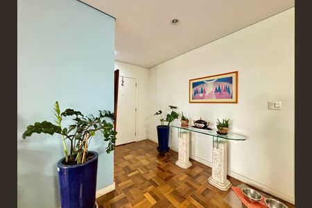 Sala de apartamento à venda com 3 quartos, 152m² em Paraíso, São Paulo