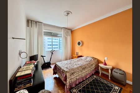 Apartamento à venda com 152m², 3 quartos e 1 vagaQuarto 2 
