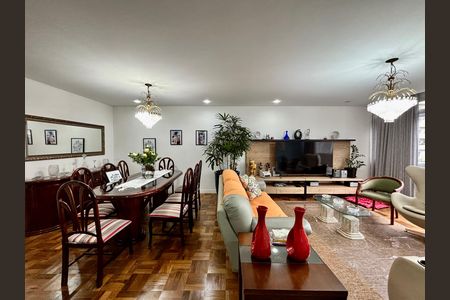 Apartamento à venda com 152m², 3 quartos e 1 vagaSala 