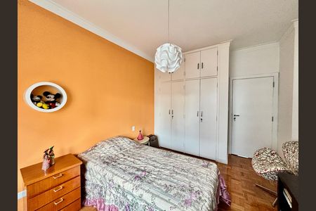 Apartamento à venda com 152m², 3 quartos e 1 vagaQuarto 2 