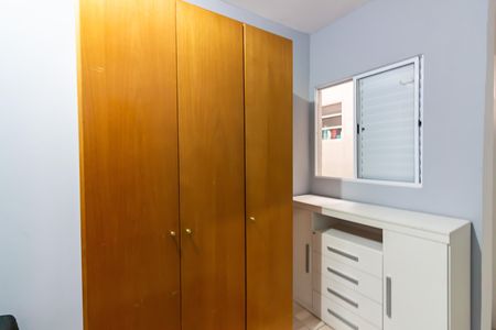 Quarto de casa para alugar com 1 quarto, 34m² em Iapi, Osasco