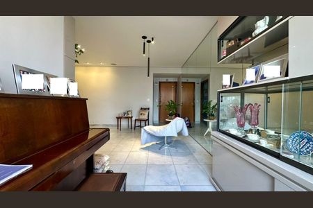 Apartamento à venda com 100m², 3 quartos e 2 vagas Apartamento à venda com 100m², 3 quartos e 2 vagasSala