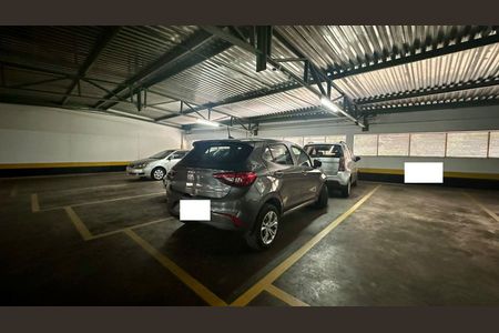 Apartamento à venda com 100m², 3 quartos e 2 vagas Apartamento à venda com 100m², 3 quartos e 2 vagasVagas de garagem