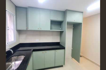 Casa para alugar com 100m², 2 quartos e sem vagaCozinha 
