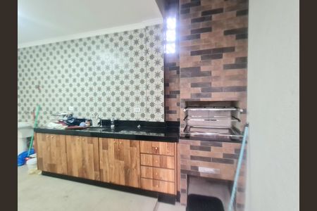 Casa para alugar com 100m², 2 quartos e sem vagaEspaço Gourmet com quintal e lavanderia 