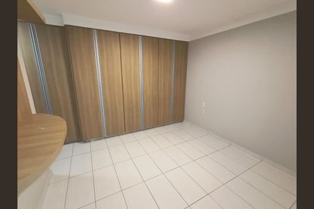 Casa para alugar com 330m², 5 quartos e 5 vagas