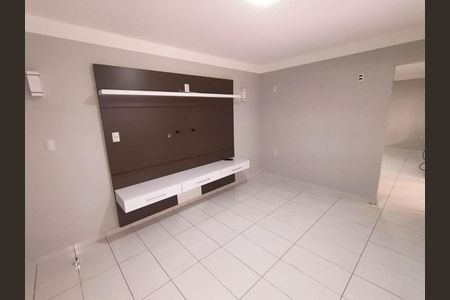 Sala de casa para alugar com 5 quartos, 330m² em Saraiva, Uberlândia