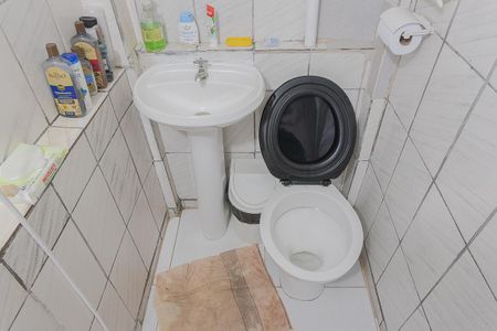 Banheiro de casa à venda com 1 quarto, 183m² em Jardim das Bandeiras, São Paulo
