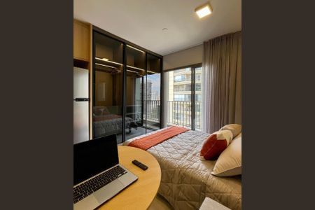 Studio à venda com 25m², 1 quarto e sem vaga Studio à venda com 25m², 1 quarto e sem vagaSala/Quarto