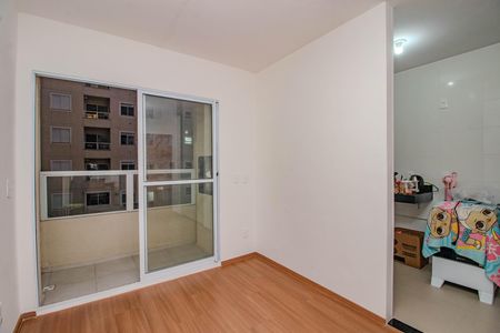 Sala de apartamento à venda com 2 quartos, 65m² em Costa E Silva, Porto Alegre