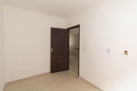 Quarto 2 de apartamento para alugar com 2 quartos, 39m² em Vila Minerva, São Paulo