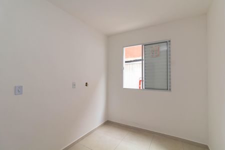 Quarto 2 de apartamento para alugar com 2 quartos, 39m² em Vila Minerva, São Paulo
