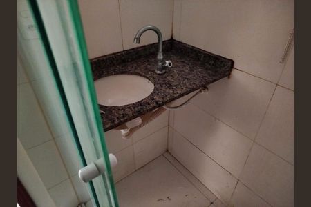 Apartamento para alugar com 31m², 1 quarto e sem vaga Apartamento para alugar com 31m², 1 quarto e sem vagaBanheiro
